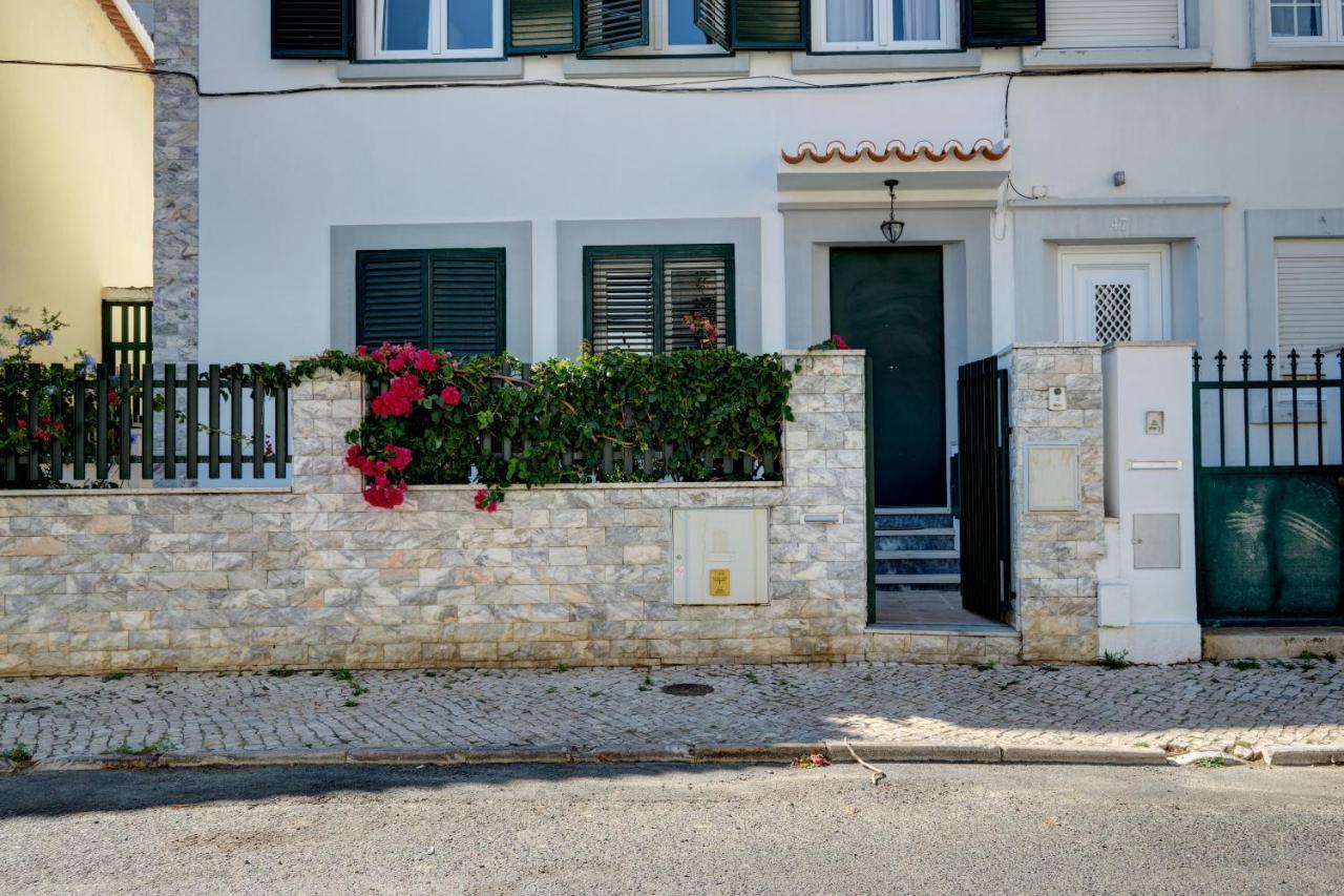 Comfortable Town House In Quiet Area By Lovelystay Lisboa Extérieur photo