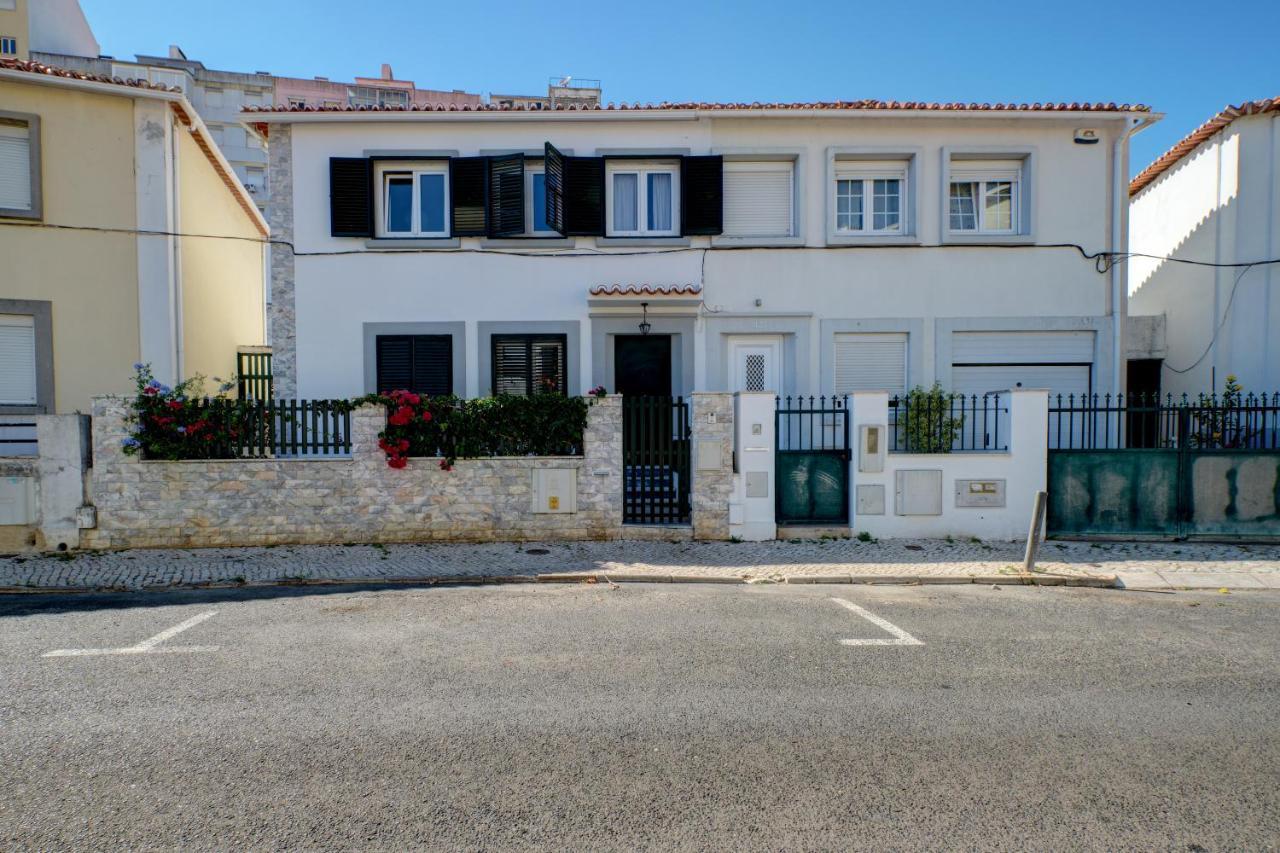 Comfortable Town House In Quiet Area By Lovelystay Lisboa Extérieur photo